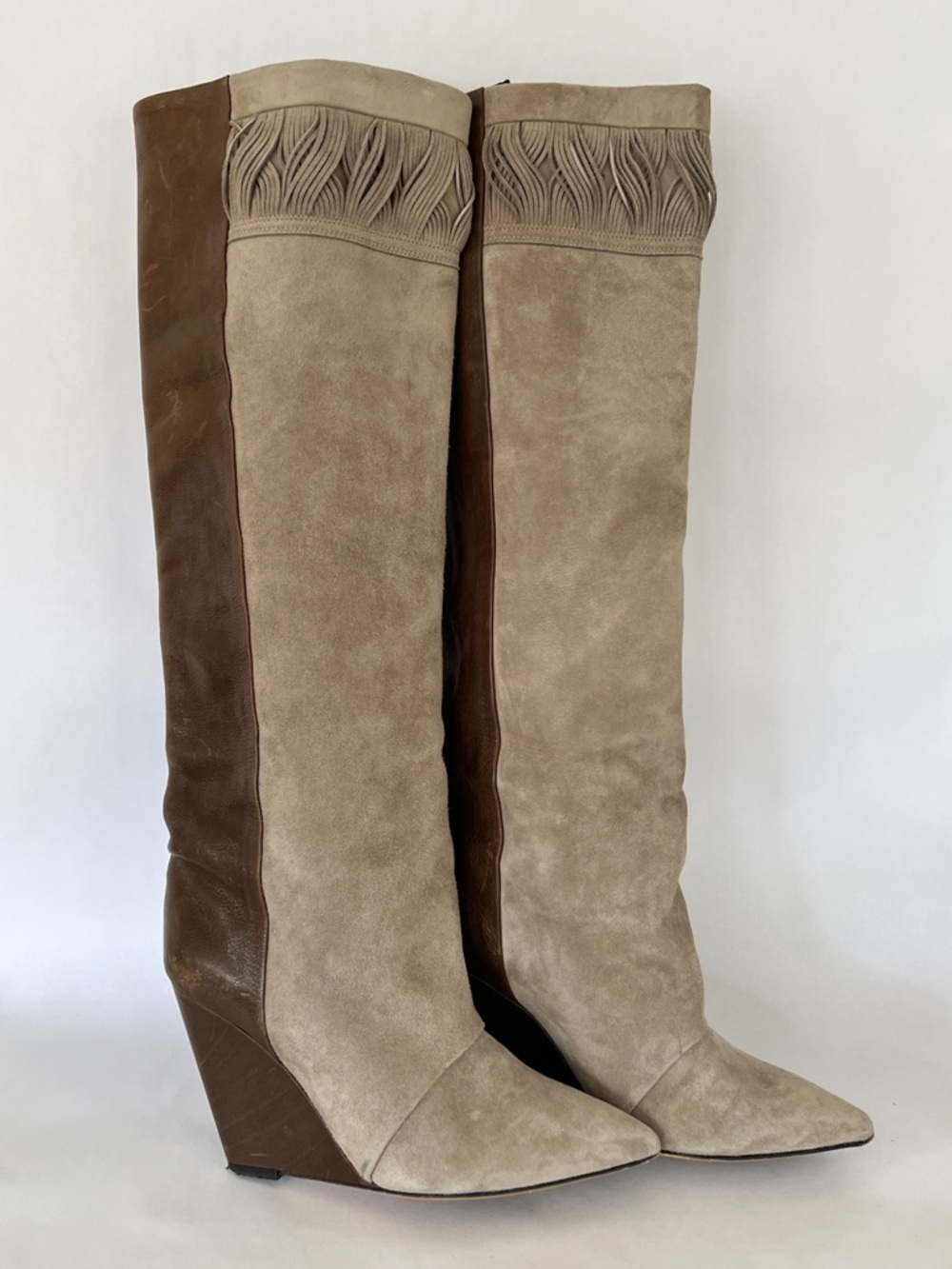 Vintage Isabel Marant Jeanette boot
Two-Tone 
From the 2010 era - Picture 2 of 9